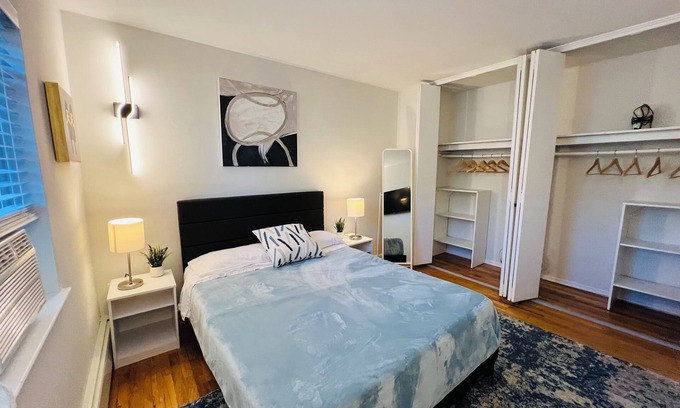 Stamford Apartment | Newly renovated, sunny 😎 1bed/1bath Apartment