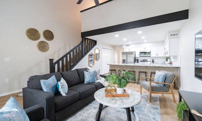 Cape Caneveral Beach Gardens House | Newly Renovated Townhome