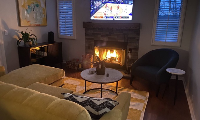 Norwich Villa | Newly renovated villa located on the grounds of The Spa at Norwich Inn.