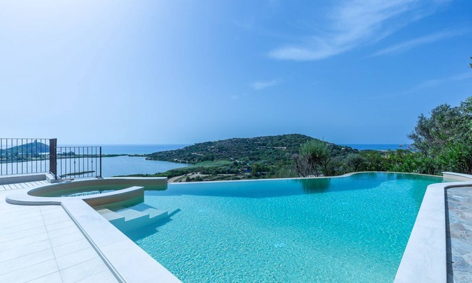 Chia Villa | Newly renovated Villa Libeccio with pool and breathtaking views