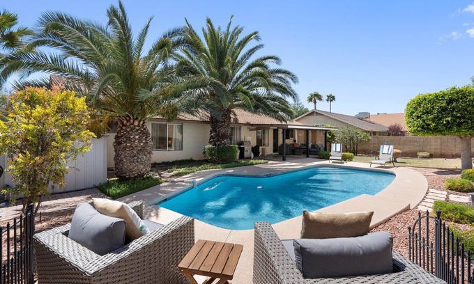 Peoria House | Newly Updated and Furnished! Large Yard w/Pool