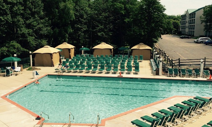 Lake Geneva Apartment | NEWLY Updated! Cove of Lake Geneva, Private Luxury Resort Pool View