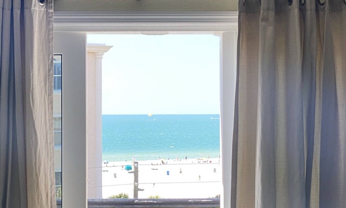Treasure Island Condo | Newly Updated Top Floor Large Beach Condo.