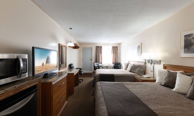 York Regional Municipality Hotel | Newmarket Inn