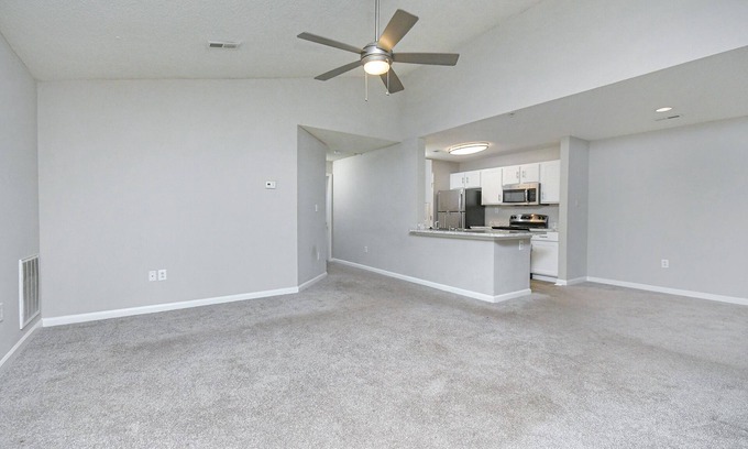 Newnan Apartment | Newnan Lakes 2Bd Corporate Apartment