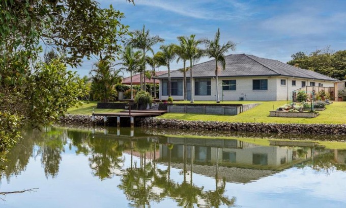 Yamba House | Newport Retreat