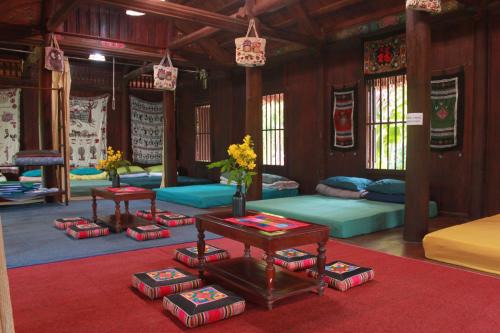 Ba Vi Ski Chalet | Nhà sàn Mường
