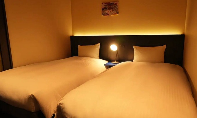 Higashikanda Apartment | Nhotel HigashiKanda twin room / Chiyoda-ku Tokyo