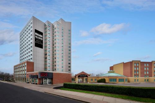 Fallsview Hotel | Niagara Fallsview Hotel & Suites