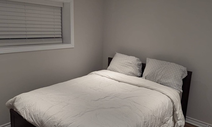 Whitby House | Nice and Clean Place to stay