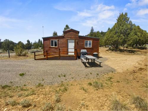 Mammoth Creek House | Nice and Knotty Cabin