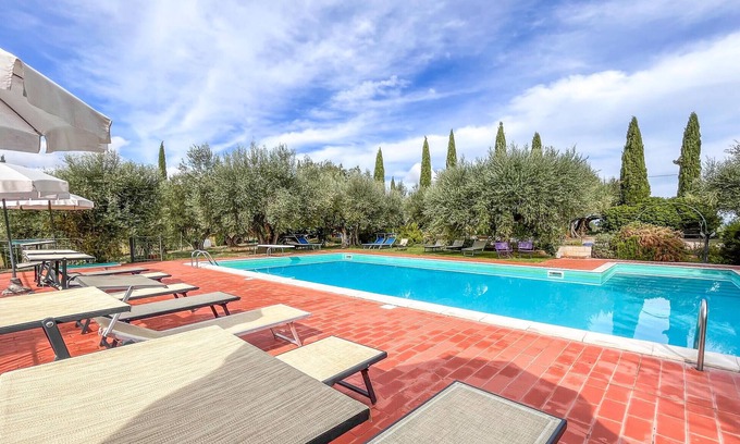Castiglione del Lago Apartment | Nice apartment in Castiglione del Lago