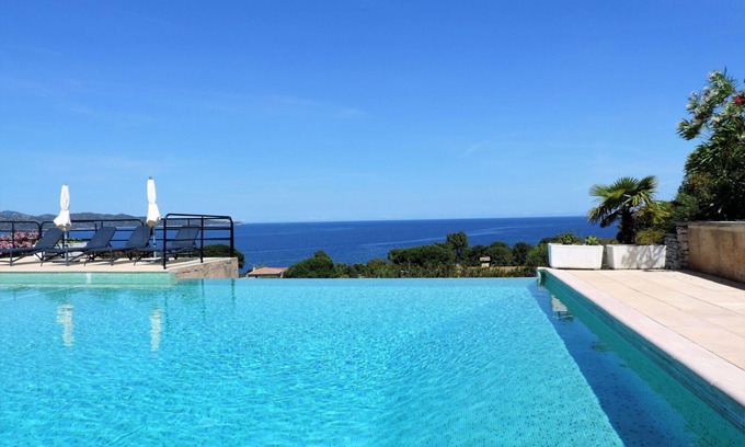 Figarella Apartment | Nice apartment for 4 guests with pool, A/C, WIFI, TV, terrace and parking