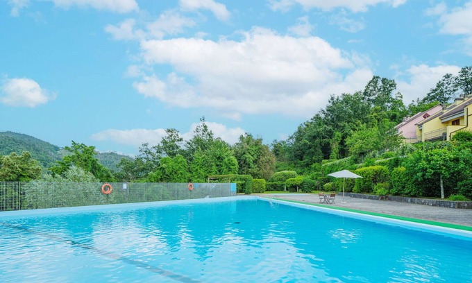 Pignone Apartment | Nice apartment for 4 guests with pool, WIFI, TV, patio and parking
