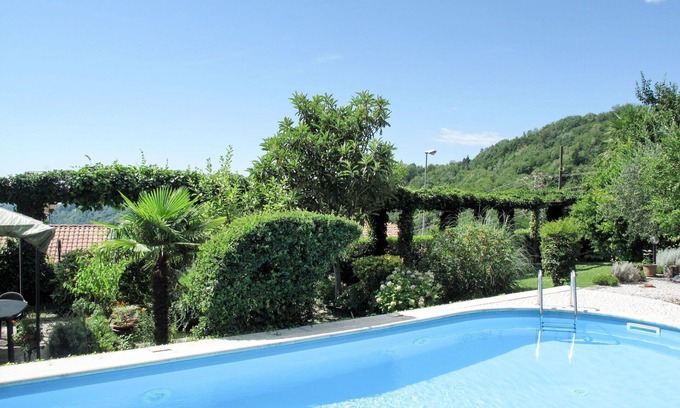 Vito d'Asio Apartment | Nice apartment for 4 people with pool, WIFI, TV, patio, pets allowed and parking