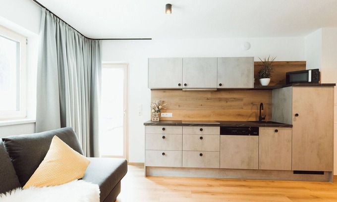 Kaunertal Apartment | Nice apartment for 5 guests with WIFI, TV and terrace