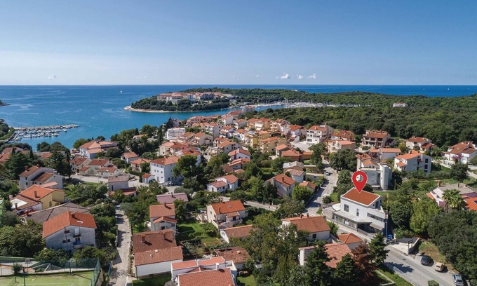 Pjescana Uvala Apartment | Nice apartment in Pjescana Uvala