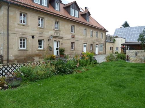 Himmelkron Apartment | Nice apartment in Himmelkron