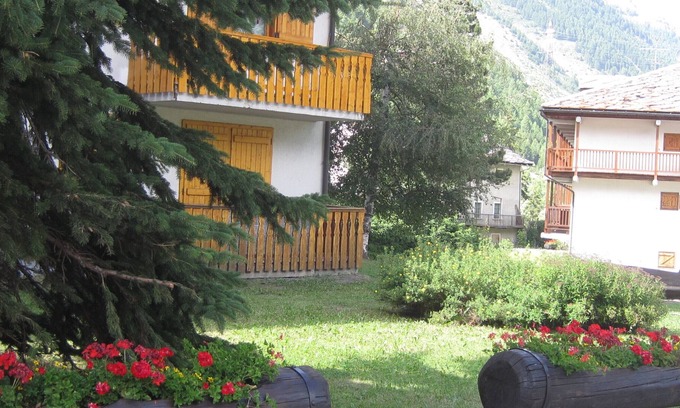 La Thuile Apartment | Nice apartment in mountain with garden and near ski runs