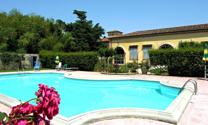 Scarperia e San Piero Villa | Nice apartment in villa for 6 guests with WIFI, pool, TV, panoramic view and parking