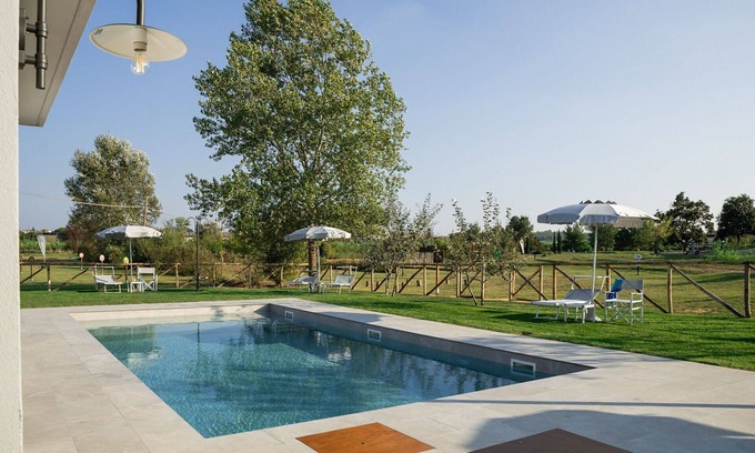 Larciano House | Nice apartment in villa for 2 guests with WIFI, A/C, pool, TV and parking