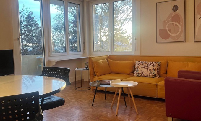 Neuchatel Apartment | Nice Apartment, lake view, 3 bedrooms, Floor 1