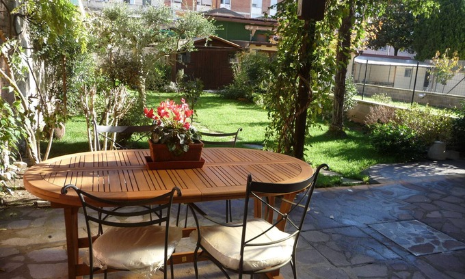 Careggi Rifredi House | Nice apartment with garden!