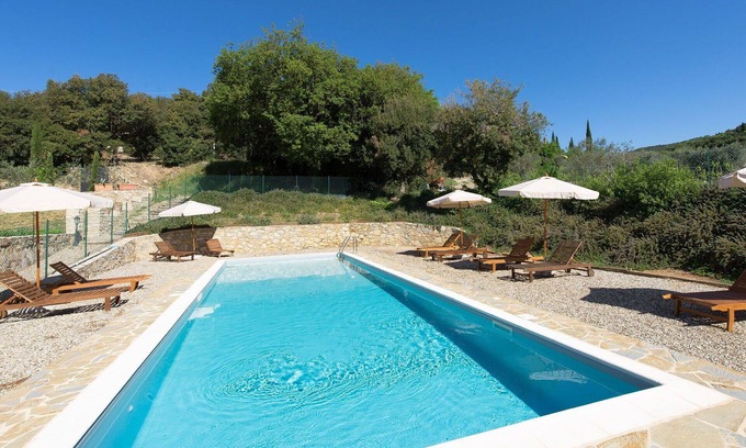Villa A Sesta Apartment | Nice apartment with WIFI, A/C, pool, TV, patio, panoramic view and parking, close to Siena
