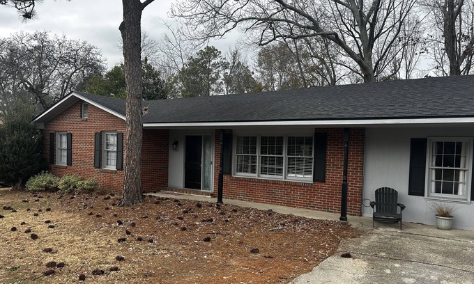 Phenix City House | Nice cozy house in a quiet neighborhood. Minutes from Downtown Columbus.