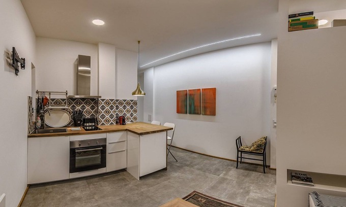 Castle Hill Apartment | Nice, freshly renovated one bedroom apartment in the central area of Budapest