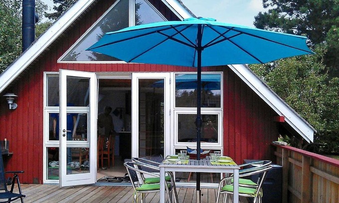 Næsby Strand House | Nice Holiday Home in Nakskov Lolland with Garden