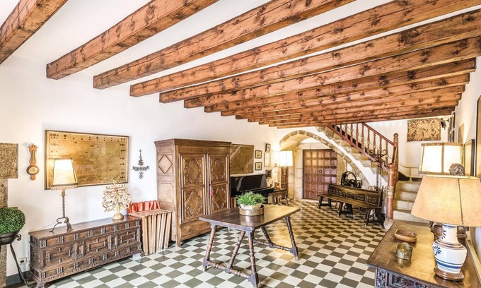 Arenys de Munt House | Nice home in Arenys de Munt