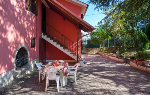 Bellante House | Nice Home In Bellante With Kitchen