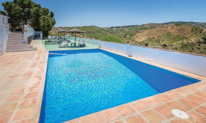 El Borge House | Nice home in El Borge with WiFi