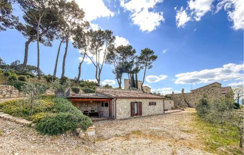 Loreto House | Nice Home In Petroro With Wifi