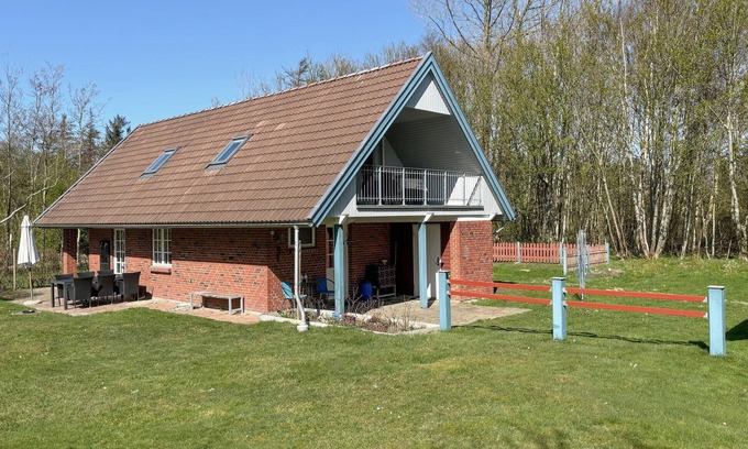 Ronbjerg House | Nice home in Roslev with WiFi