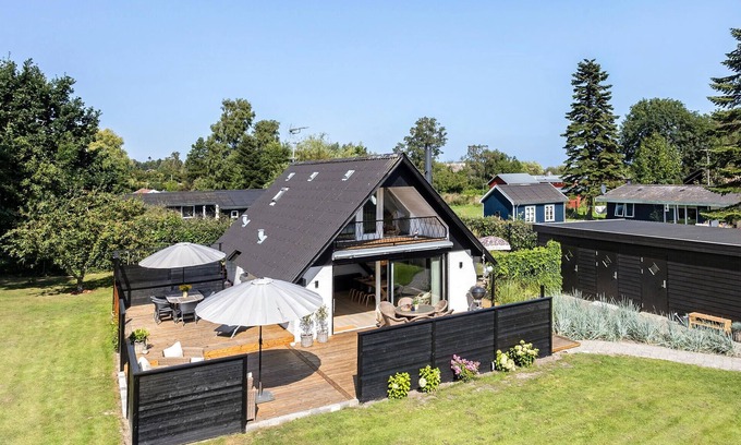 Spodsbjerg House | Nice home in Rudkøbing with WiFi