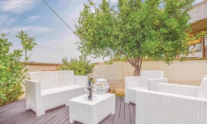 Scoglitti House | Nice Home in Scoglitti With 1 Bedrooms and Wifi