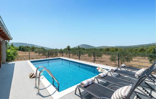 Seget House | Nice Home In Seget Gornji