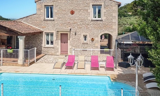 Saint-Bres House | Nice home in St Ambroix with WiFi