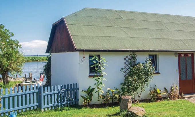 Usedom House | Nice home in Usedom with kitchen