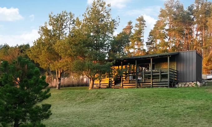 gmina Wolin House | Nice home in Wolin with lake view