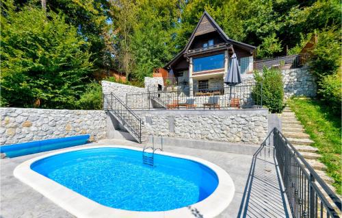 Karlovac House | Nice Home In Zadobarje With Wifi