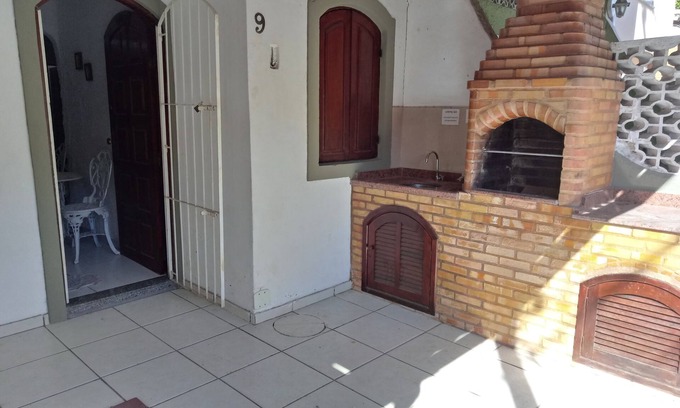 Vila Blanche House | Nice house in a quiet neighborhood.