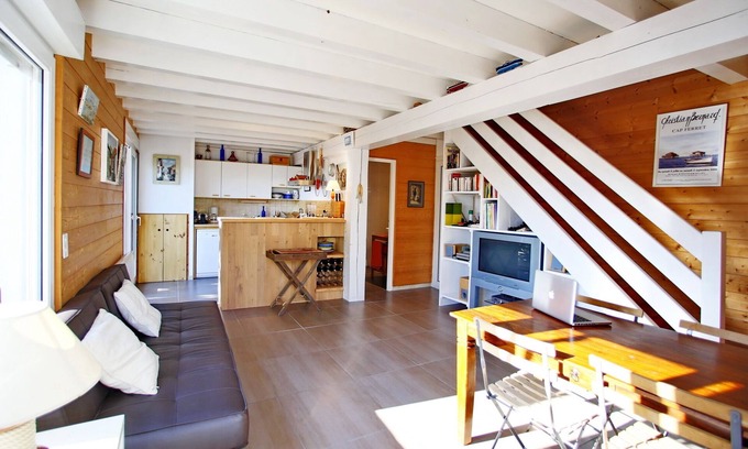 Cap-Ferret House | Nice little house, in Cap Ferret, at the foot of the ocean beach, view of the dunes