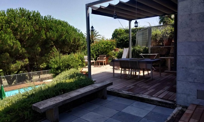 Sant Pol De Mar Apartment | Nice loft apartment with garden and private pool
