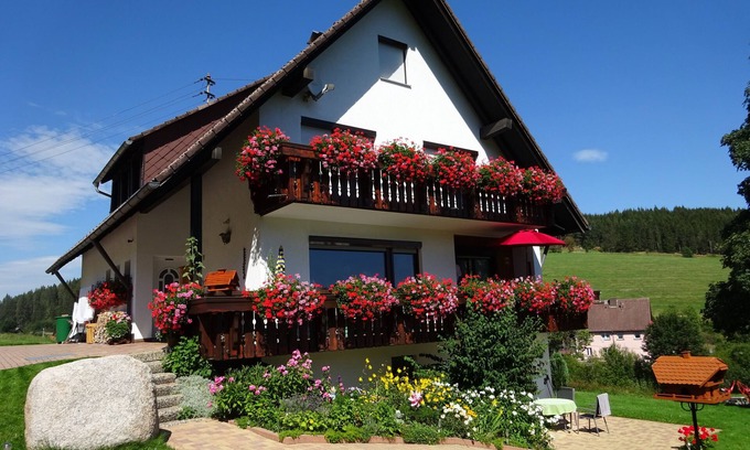 Fischbach Apartment | Nice, new, comfort. Apartment 1-3 pers. at grade, overlooking meadows and woods