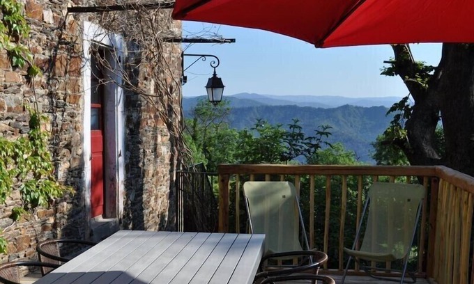 Moissac-Vallee-Francaise Apartment | Nice self catering cottage - holiday rental in the Cevennes with great views