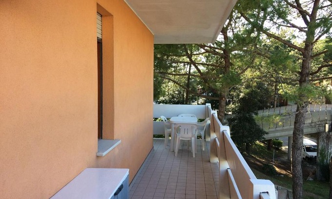 Bibione Lido dei Pini Apartment | Nice three-bedroom flat with balcony