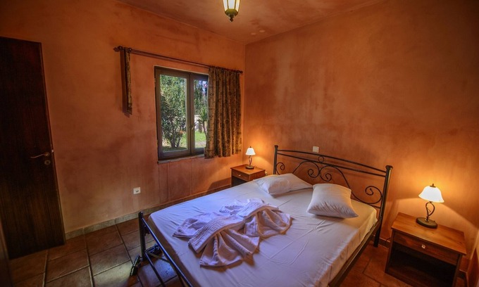 Nopigia House | Nice windmill apartments